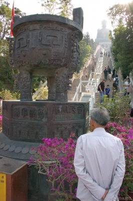 schody k Tian Tan Budha
