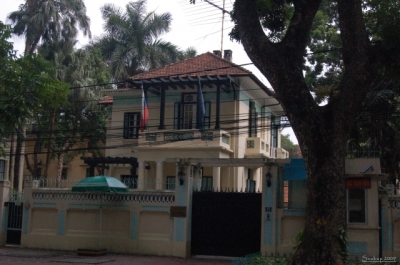 ?esk ambasda v Hanoji
